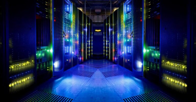 Boomsourcing Data Servers