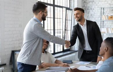 Why Lenders Trust Outsourced Teams to Handle Student Loan Consolidation Outreach